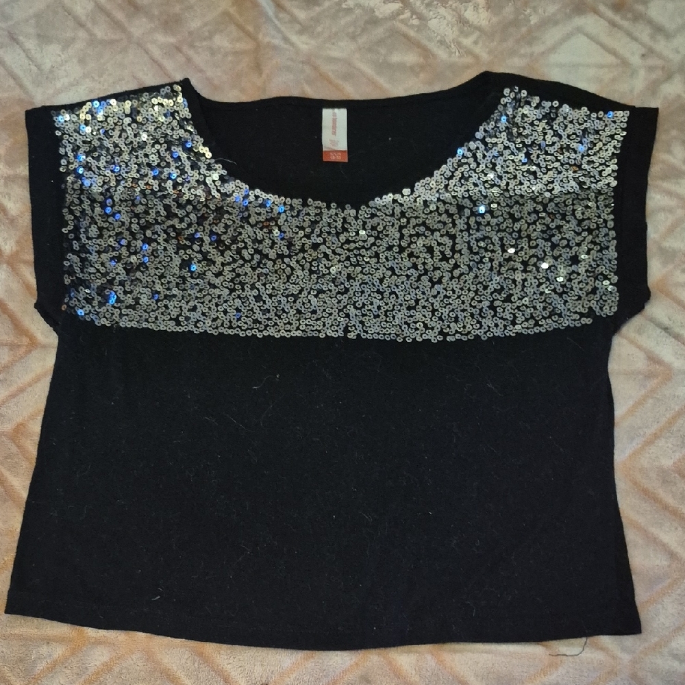 No Boundaries Black Sequin Crop Top - Picture 1 of 3